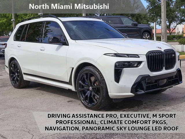 2023 BMW X7 M60i AWD photo