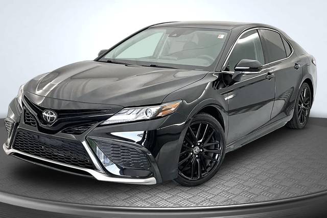 2022 Toyota Camry XSE FWD photo
