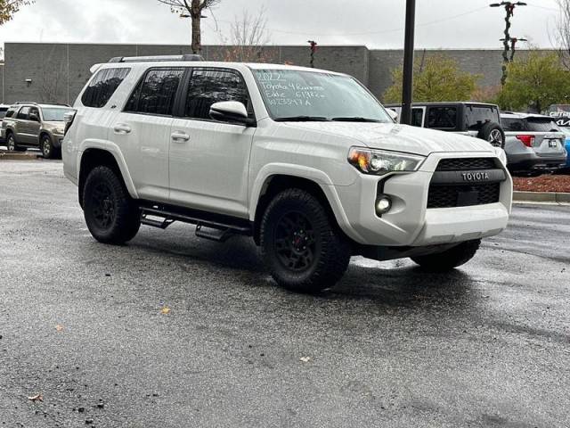 2022 Toyota 4Runner SR5 Premium 4WD photo