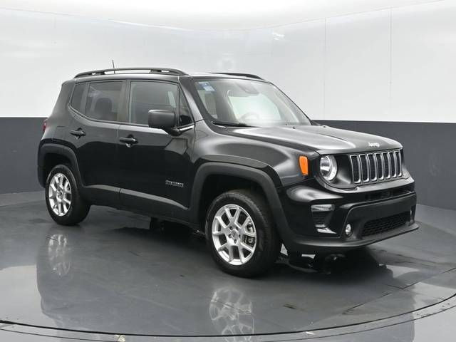 2022 Jeep Renegade Latitude 4WD photo