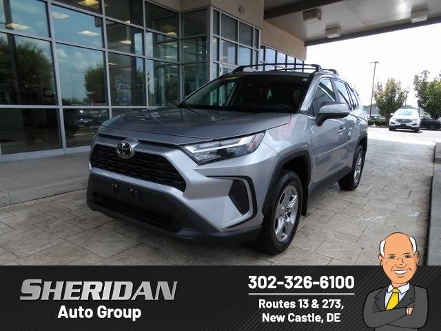 2022 Toyota RAV4 XLE AWD photo