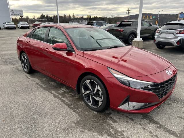 2023 Hyundai Elantra Limited FWD photo