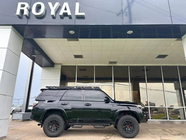 2022 Toyota 4Runner TRD Pro 4WD photo