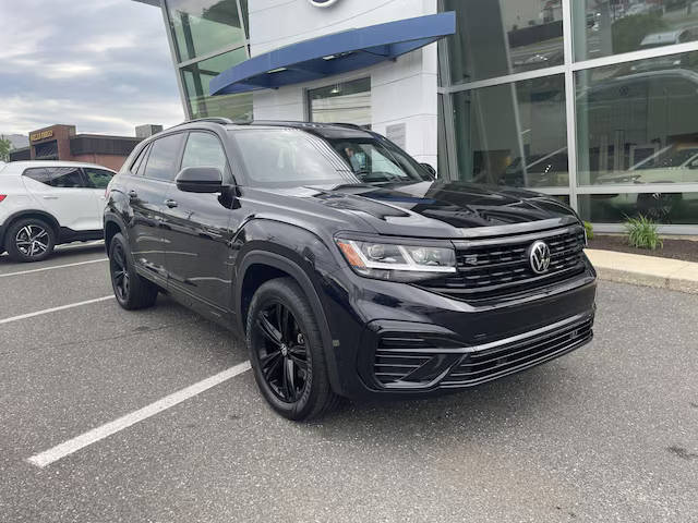 2022 Volkswagen Atlas Cross Sport 2.0T SEL R-Line Black AWD photo