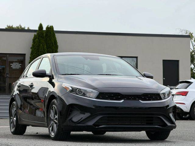 2023 Kia Forte LXS FWD photo