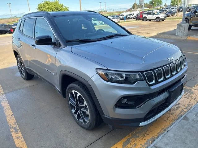 2022 Jeep Compass Limited 4WD photo