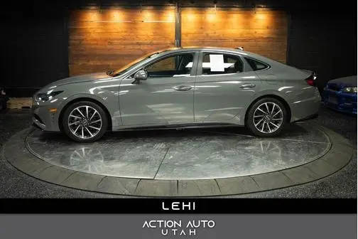2022 Hyundai Sonata Limited FWD photo