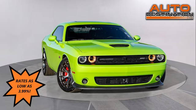 2015 Dodge Challenger SRT 392 RWD photo