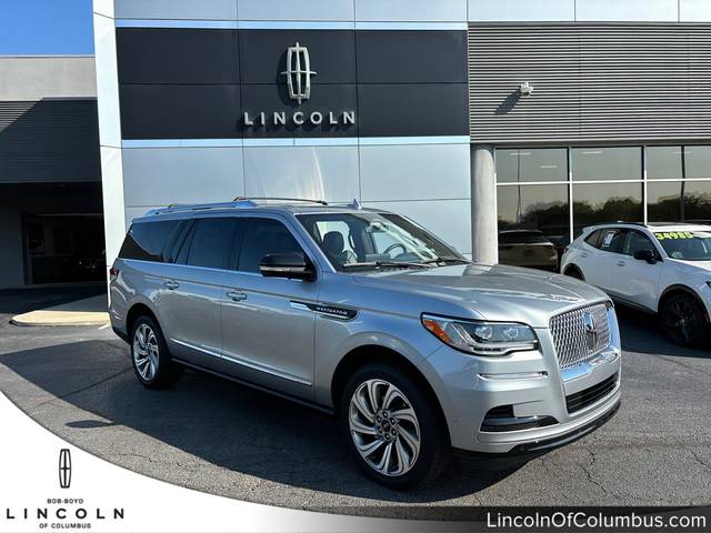 2022 Lincoln Navigator L Reserve 4WD photo