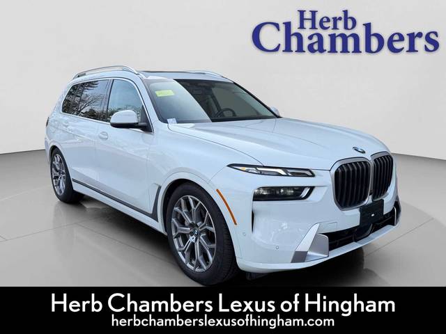 2023 BMW X7 xDrive40i AWD photo