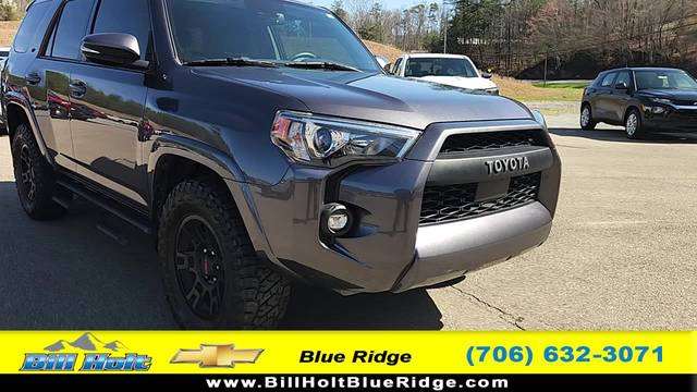 2022 Toyota 4Runner SR5 Premium 4WD photo