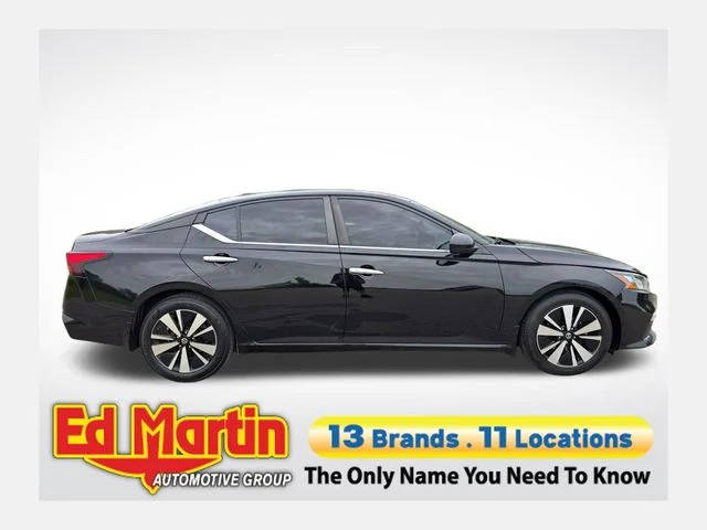 2022 Nissan Altima 2.5 SV FWD photo