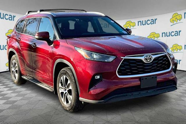 2022 Toyota Highlander XLE AWD photo