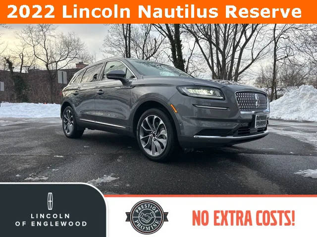 2022 Lincoln Nautilus Reserve AWD photo
