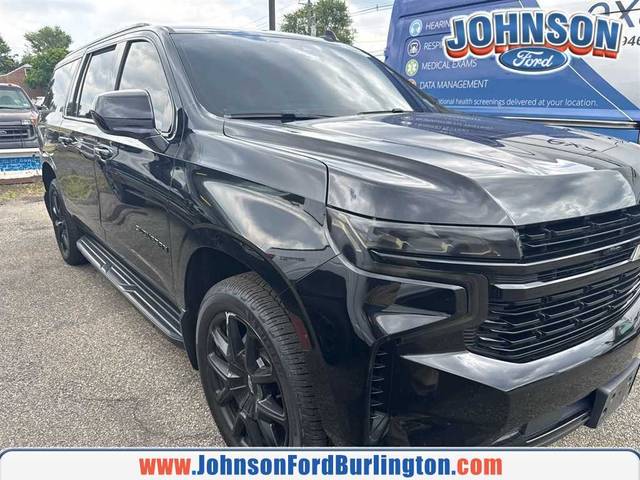 2023 Chevrolet Suburban RST 4WD photo