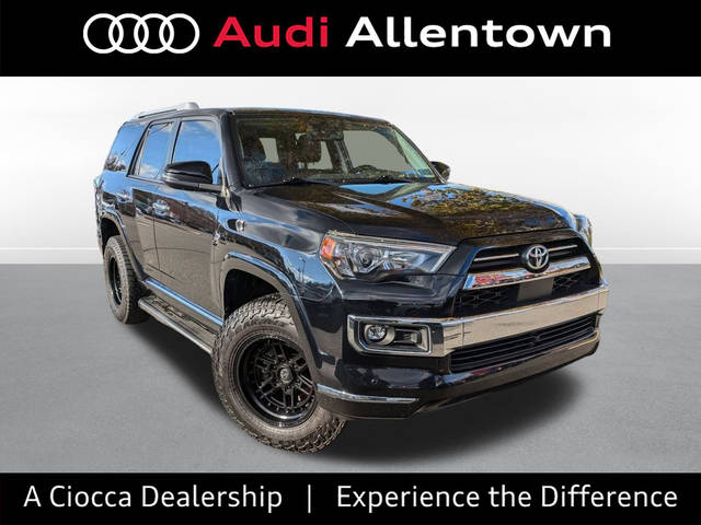 2022 Toyota 4Runner Limited 4WD photo