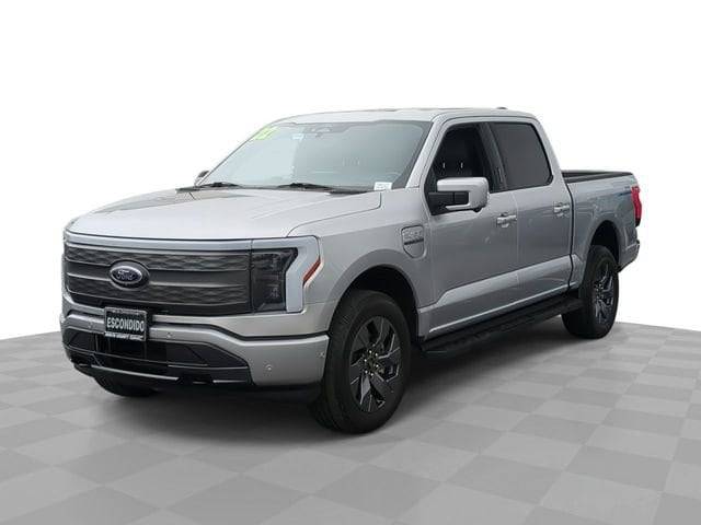 2022 Ford F-150 Lightning LARIAT AWD photo