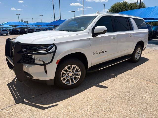2023 Chevrolet Suburban LS RWD photo