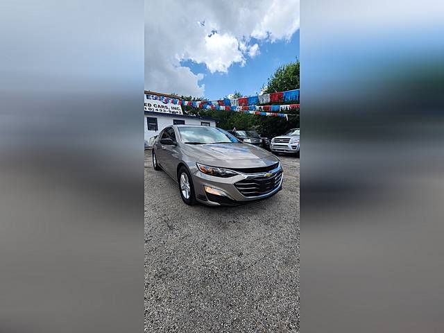 2022 Chevrolet Malibu LS FWD photo