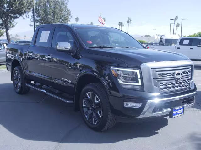 2023 Nissan Titan Platinum Reserve 4WD photo