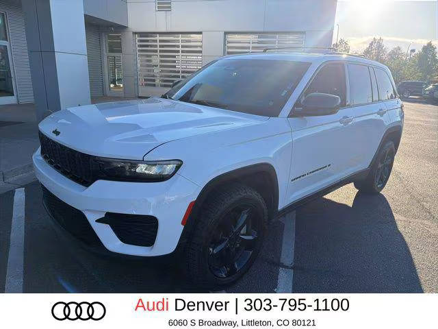 2023 Jeep Grand Cherokee Altitude 4WD photo