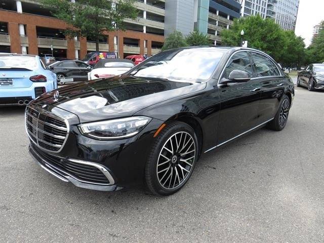 2022 Mercedes-Benz S-Class S 500 AWD photo