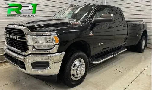 2020 Ram 3500 Big Horn 4WD photo