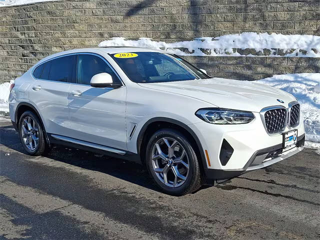 2023 BMW X4 xDrive30i AWD photo