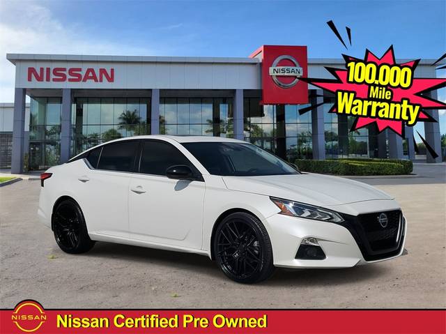 2022 Nissan Altima 2.5 SR FWD photo