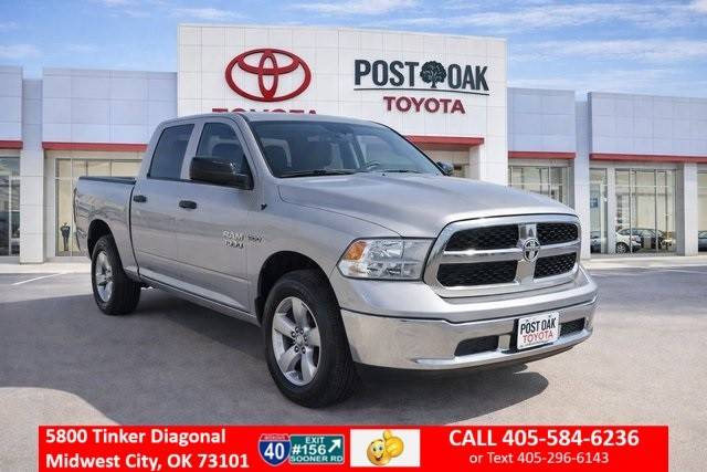 2015 Ram 1500 Express 4WD photo