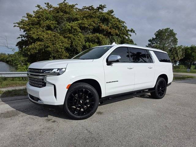 2023 Chevrolet Suburban Premier 4WD photo