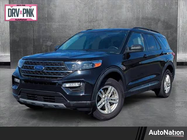 2022 Ford Explorer XLT 4WD photo