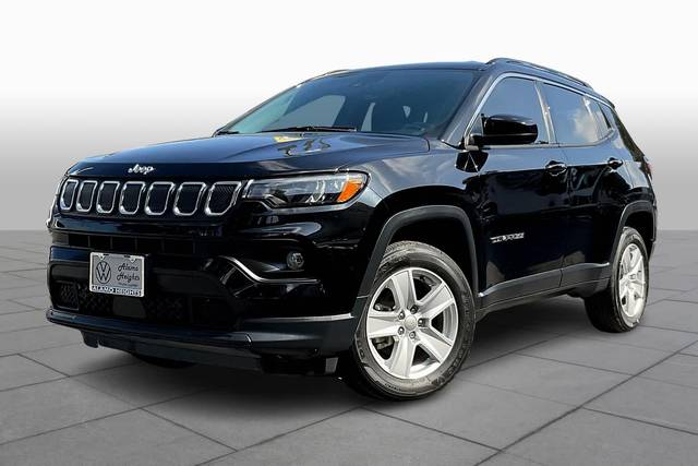 2022 Jeep Compass Latitude 4WD photo