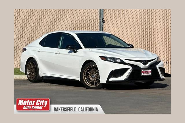 2023 Toyota Camry SE Nightshade FWD photo
