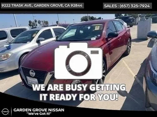 2022 Nissan Altima 2.5 SR FWD photo