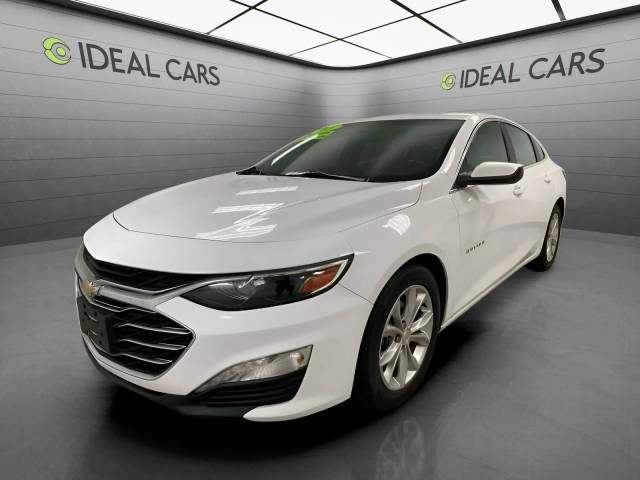 2021 Chevrolet Malibu LT FWD photo