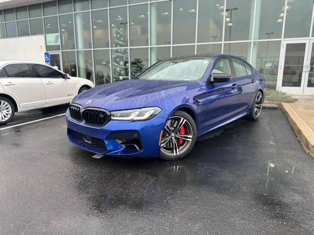 2023 BMW M5  AWD photo