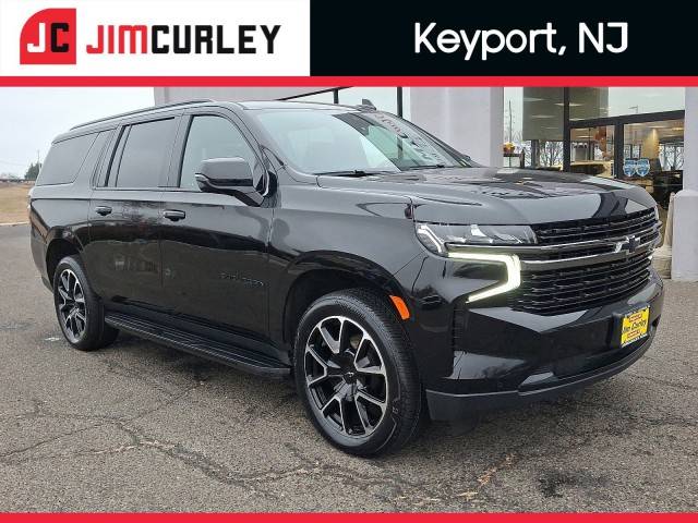 2022 Chevrolet Suburban RST 4WD photo