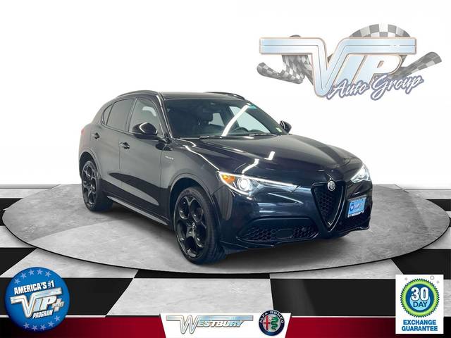 2023 Alfa Romeo Stelvio Veloce AWD photo
