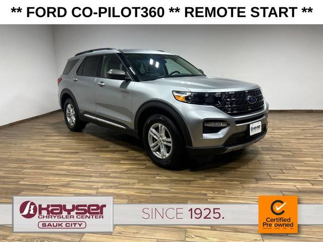 2022 Ford Explorer XLT 4WD photo
