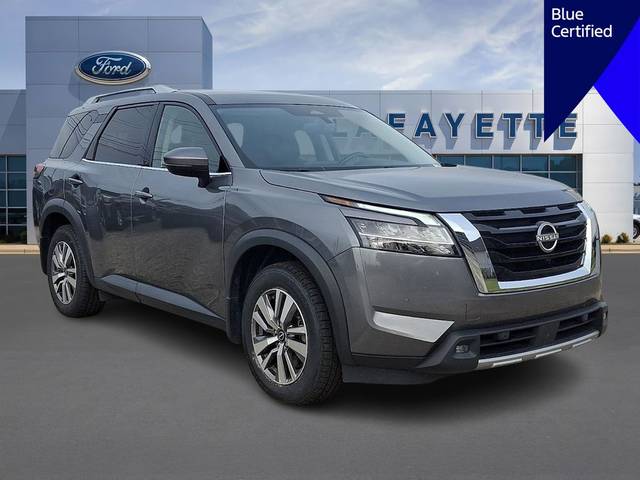 2022 Nissan Pathfinder SL 4WD photo