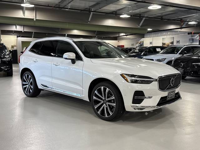 2023 Volvo XC60 Ultimate Bright Theme AWD photo