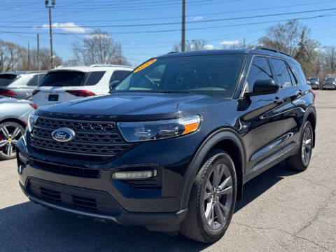 2022 Ford Explorer XLT 4WD photo