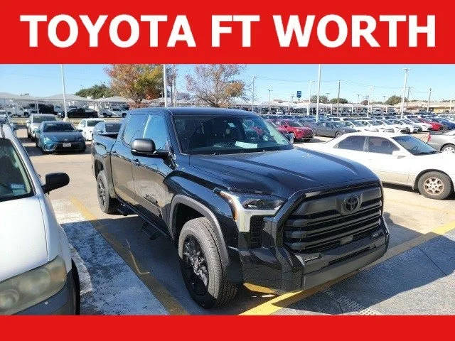 2022 Toyota Tundra SR5 4WD photo