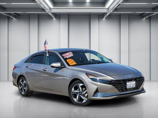 2023 Hyundai Elantra Limited FWD photo
