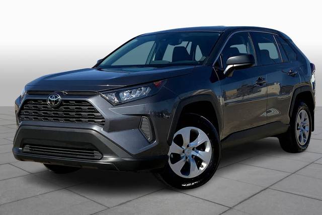 2022 Toyota RAV4 LE AWD photo