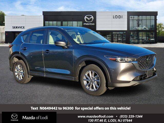 2022 Mazda CX-5 2.5 S Preferred Package AWD photo