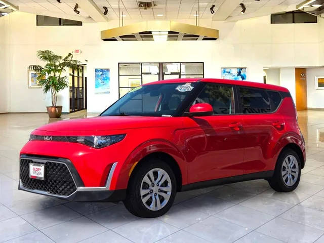 2023 Kia Soul LX FWD photo