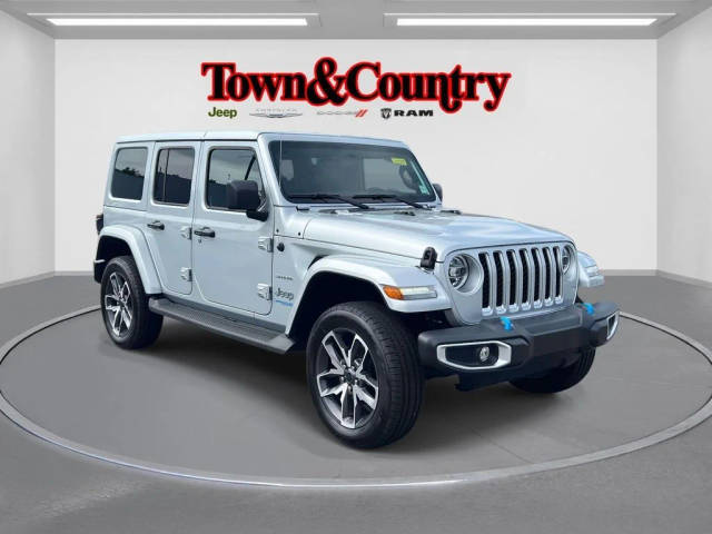 2022 Jeep Wrangler Unlimited 4xe Unlimited Sahara 4WD photo
