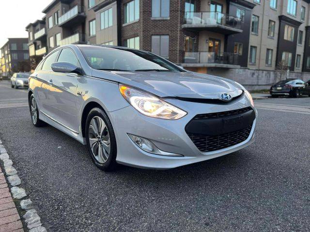 2015 Hyundai Sonata Limited FWD photo